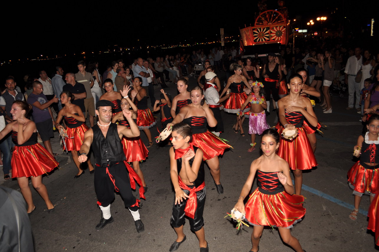 11 Naxos Carnival